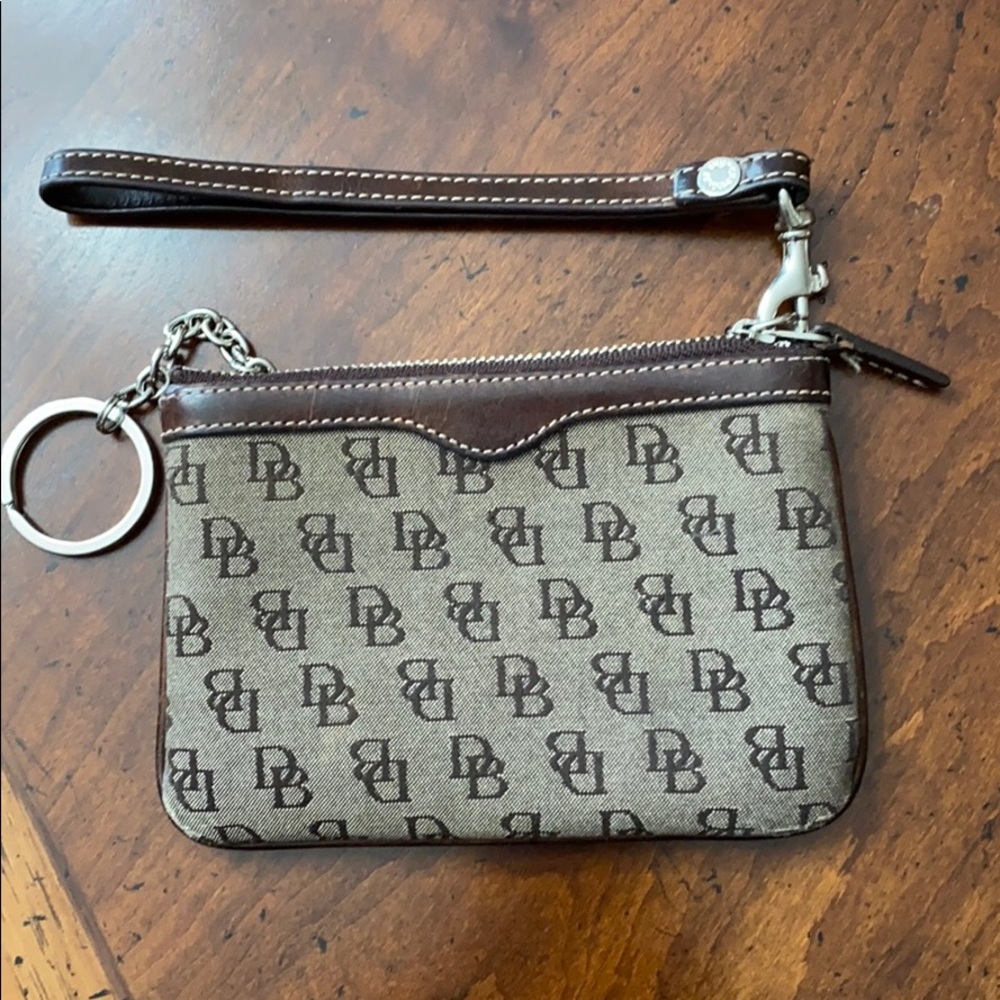 Dooney Bourke zip wristlet w attached key fob